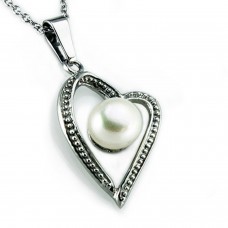 Stainless Steel Pearl in Artform Styled Heart Pendant